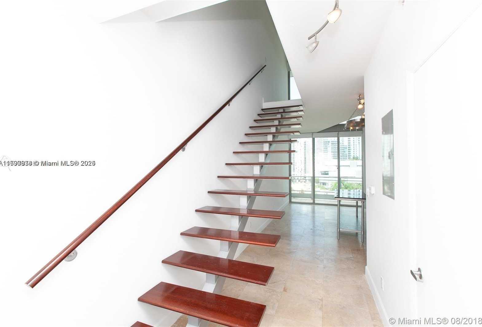 Small Image of 690 SOUTH WEST 1ST CT #1204, Miami Number 14