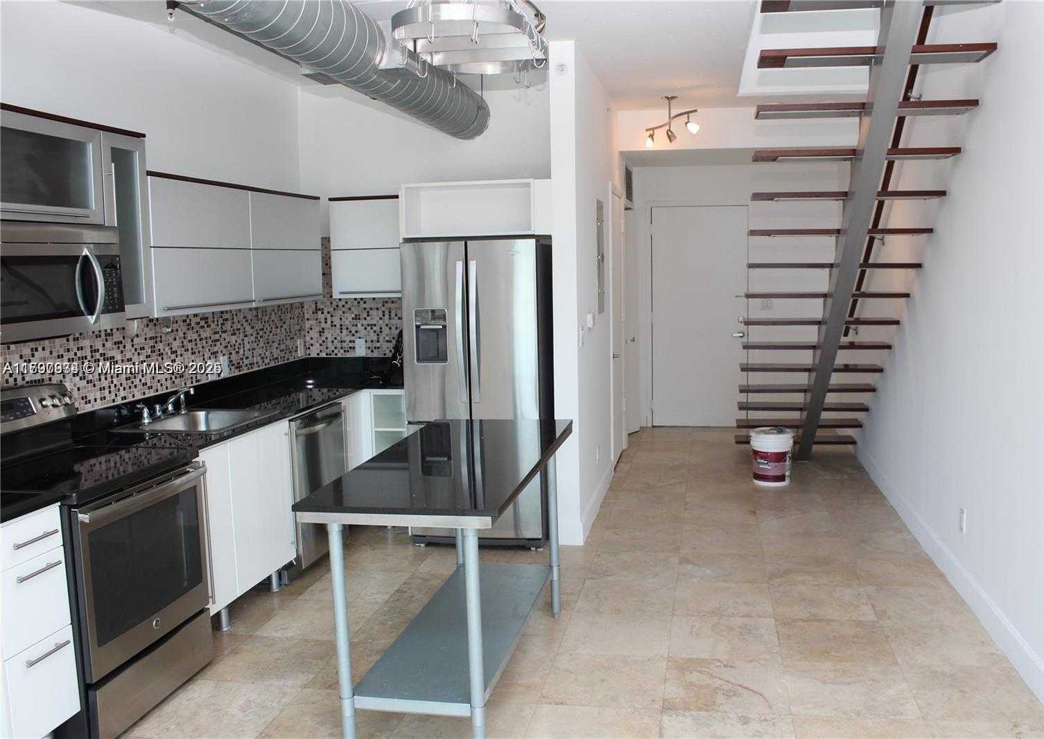 Small Image of 690 SOUTH WEST 1ST CT #1204, Miami Number 18