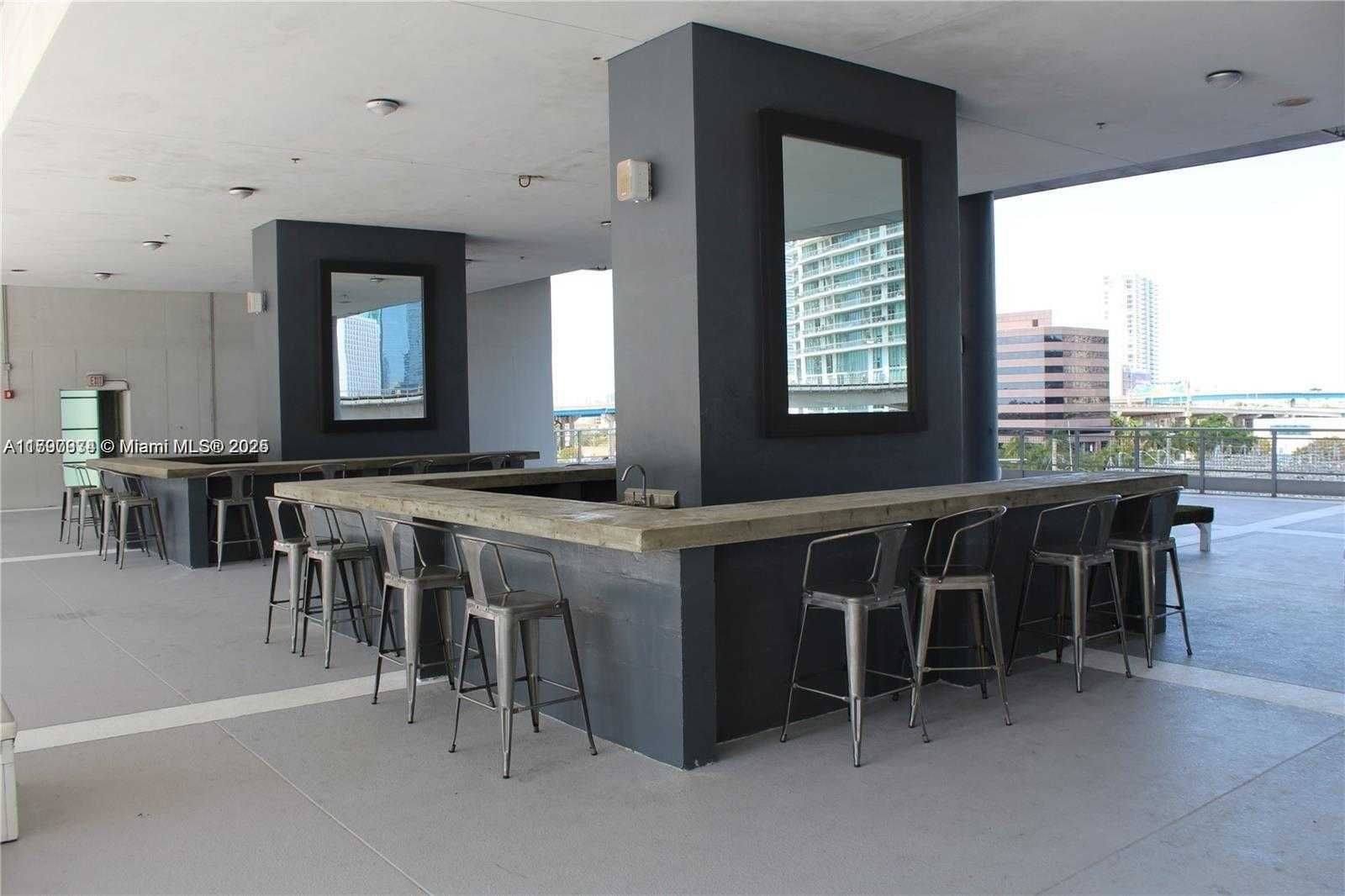 Small Image of 690 SOUTH WEST 1ST CT #1204, Miami Number 31
