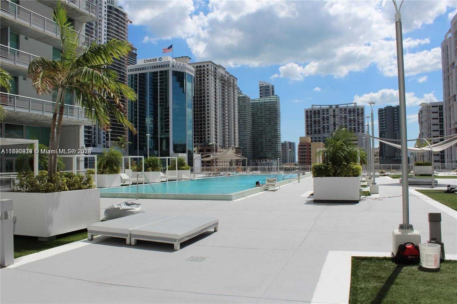 Small Image of 690 SOUTH WEST 1ST CT #1204, Miami Number 37