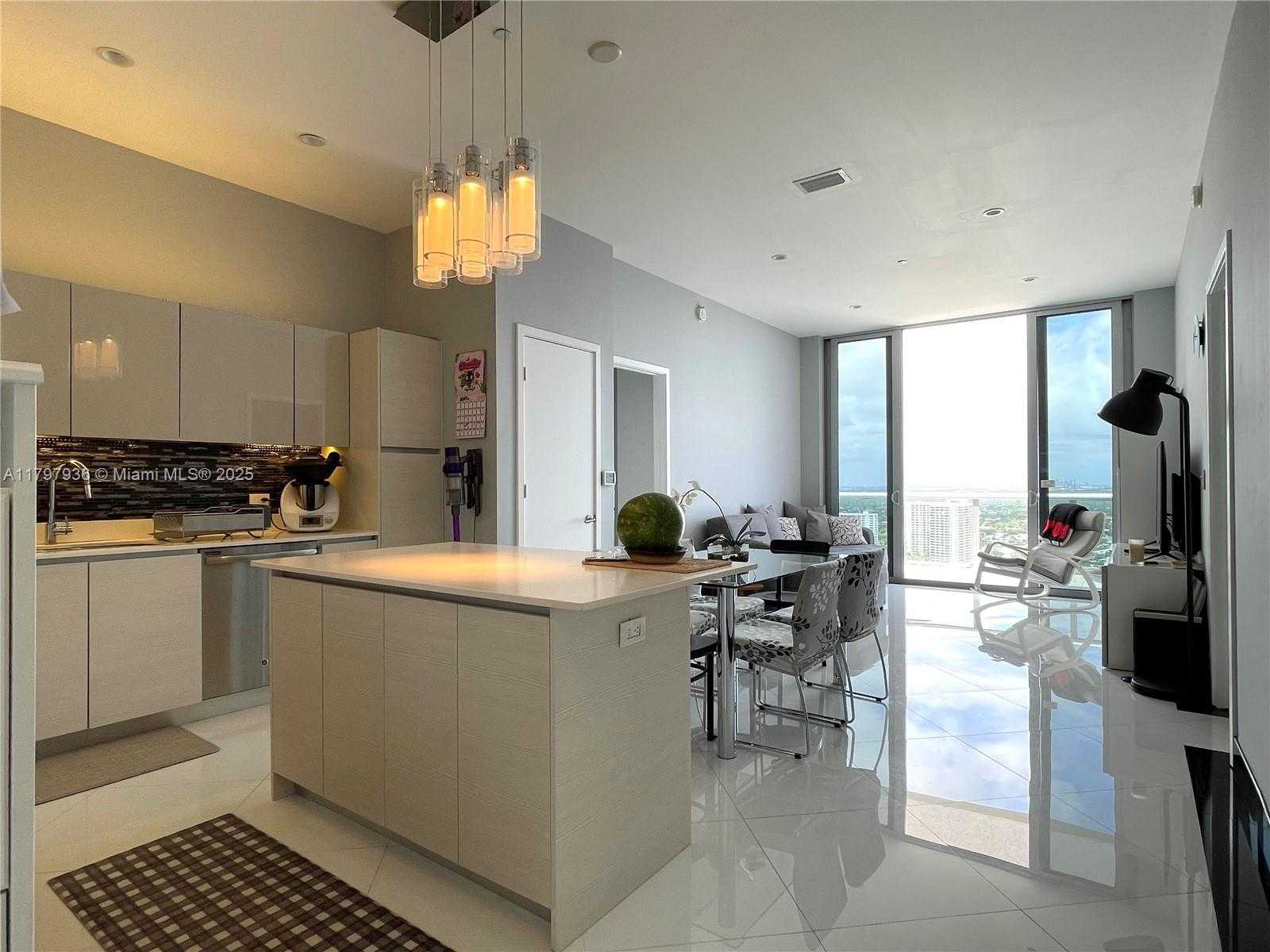 Small Image of 2600 EAST HALLANDALE BEACH BLVD #T3310, Hallandale Beach Number 13