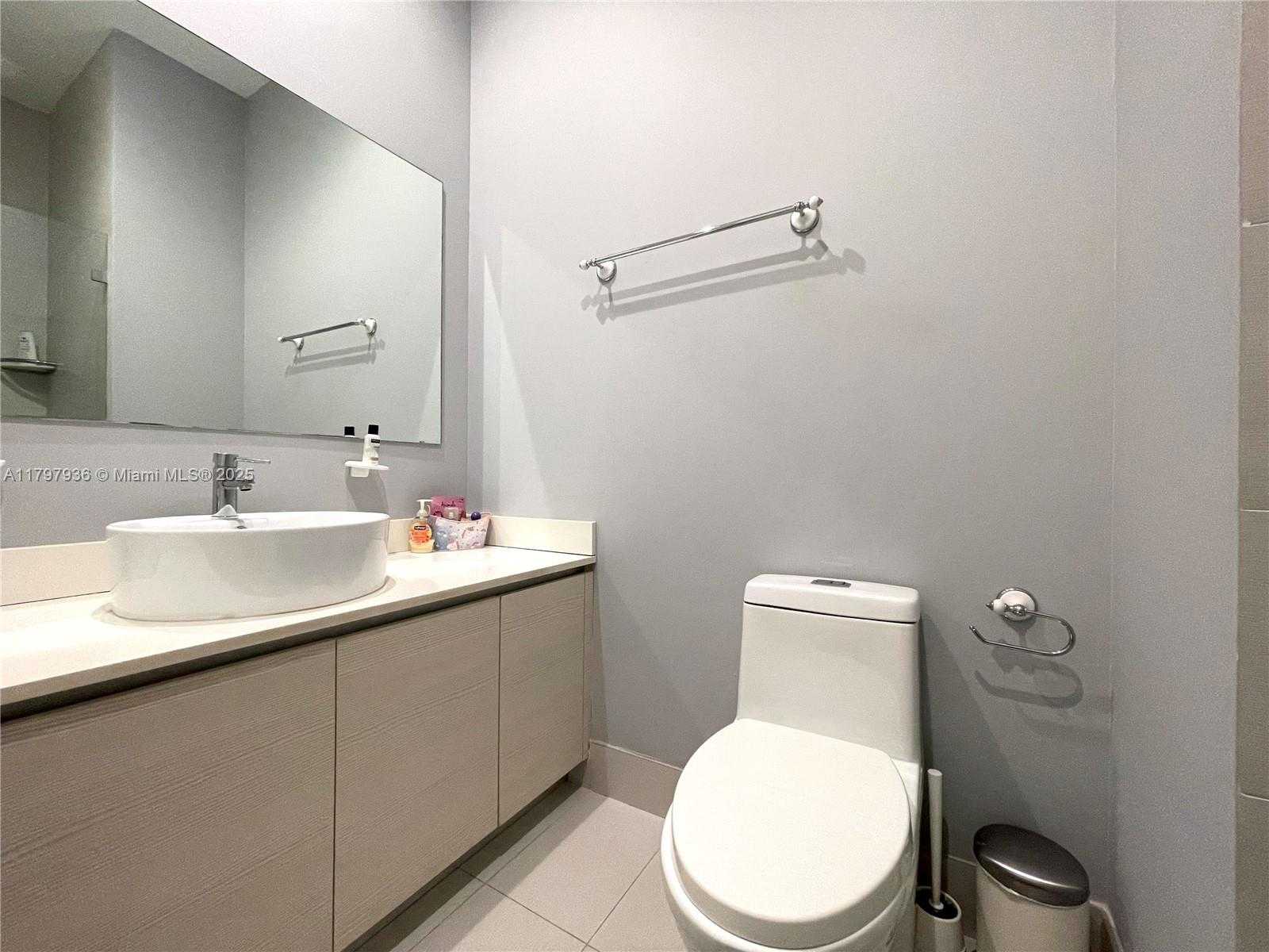 Small Image of 2600 EAST HALLANDALE BEACH BLVD #T3310, Hallandale Beach Number 23