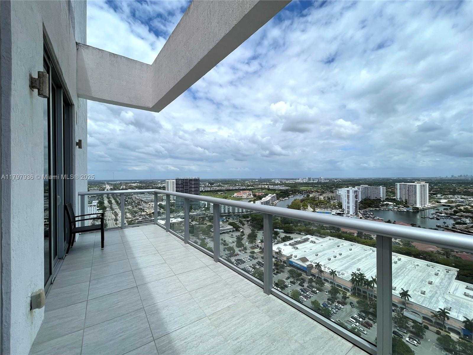 Small Image of 2600 EAST HALLANDALE BEACH BLVD #T3310, Hallandale Beach Number 7