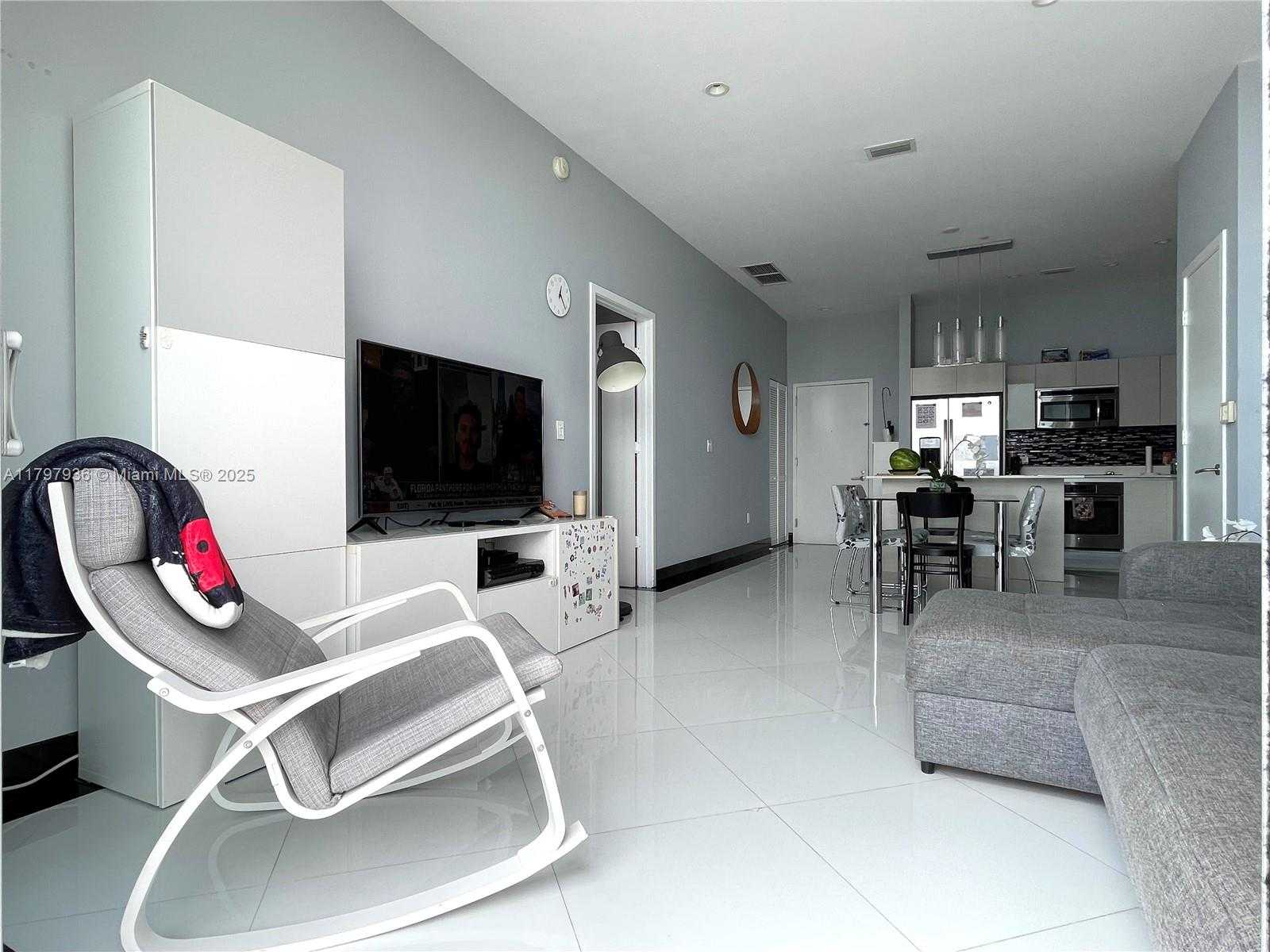 Small Image of 2600 EAST HALLANDALE BEACH BLVD #T3310, Hallandale Beach Number 9