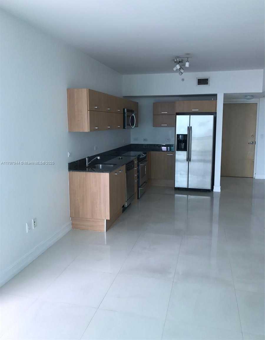 Small Image of 350 SOUTH MIAMI AVE #2811, Miami Number 3