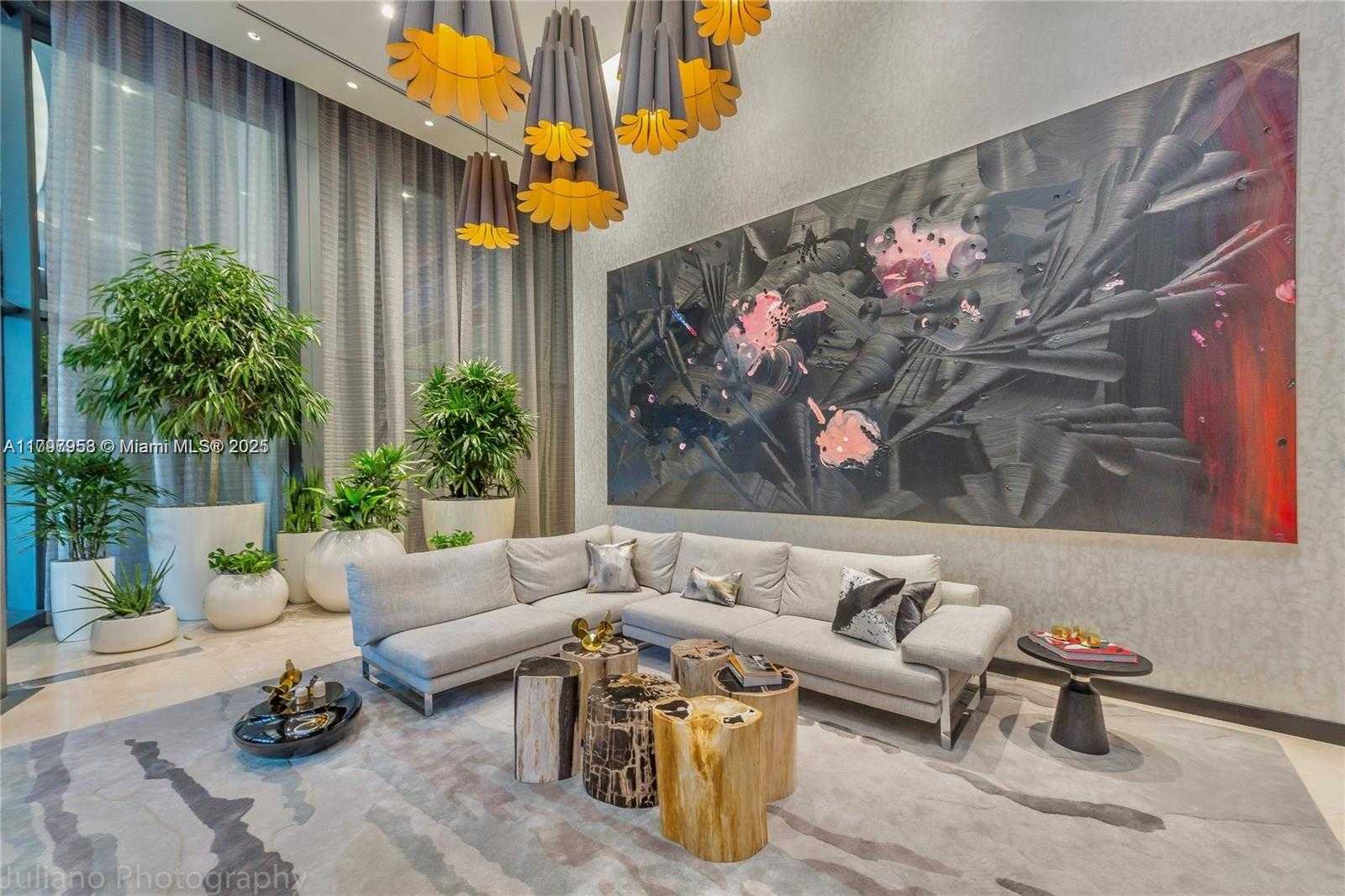 Small Image of 45 SOUTH WEST 9TH ST #4204, Miami Number 22