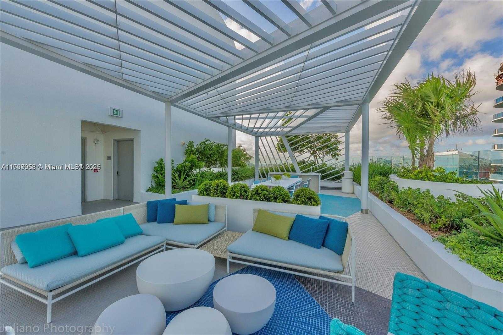 Small Image of 45 SOUTH WEST 9TH ST #4204, Miami Number 26
