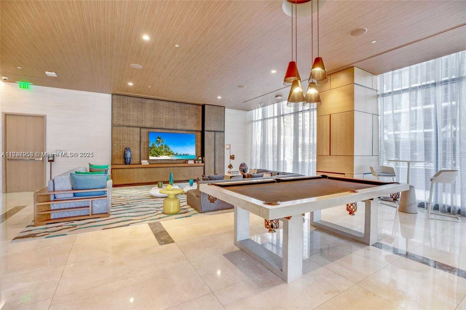 Small Image of 45 SOUTH WEST 9TH ST #4204, Miami Number 31