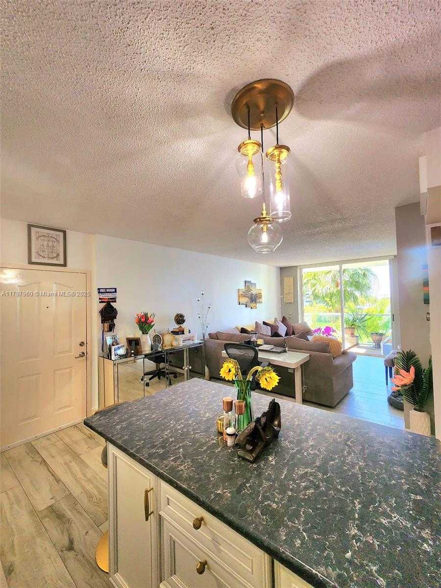 Small Image of 5091 NORTH WEST 7TH ST #501, Miami Number 11