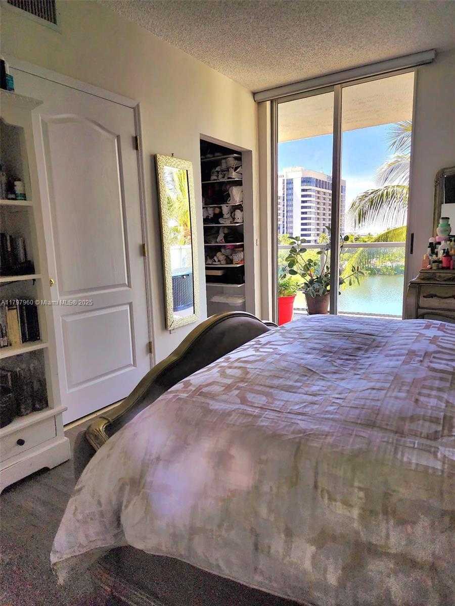 Small Image of 5091 NORTH WEST 7TH ST #501, Miami Number 22