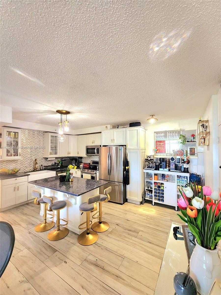 Small Image of 5091 NORTH WEST 7TH ST #501, Miami Number 8