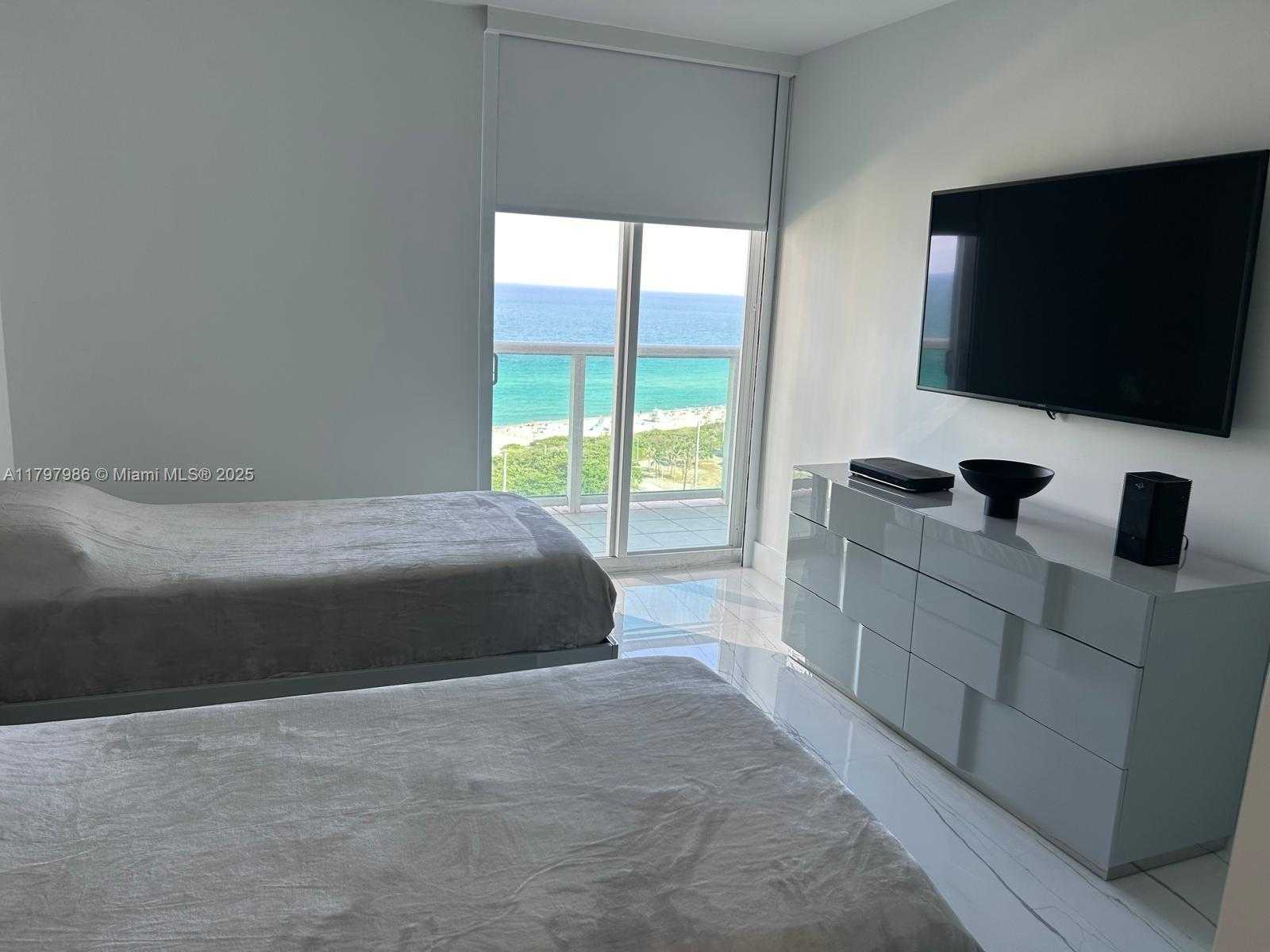 Small Image of 100 BAYVIEW DR #1908, Sunny Isles Beach Number 10