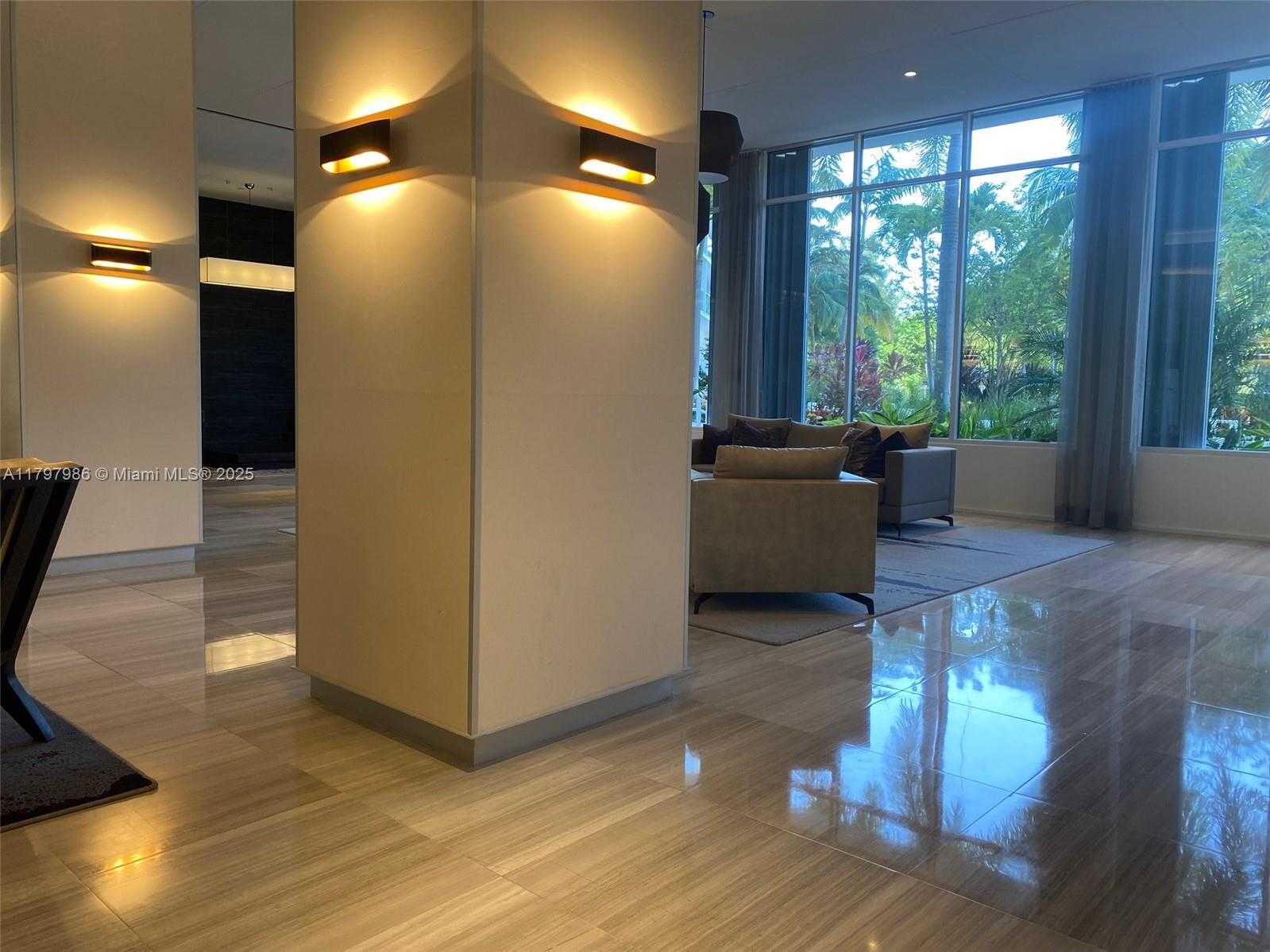 Small Image of 100 BAYVIEW DR #1908, Sunny Isles Beach Number 22