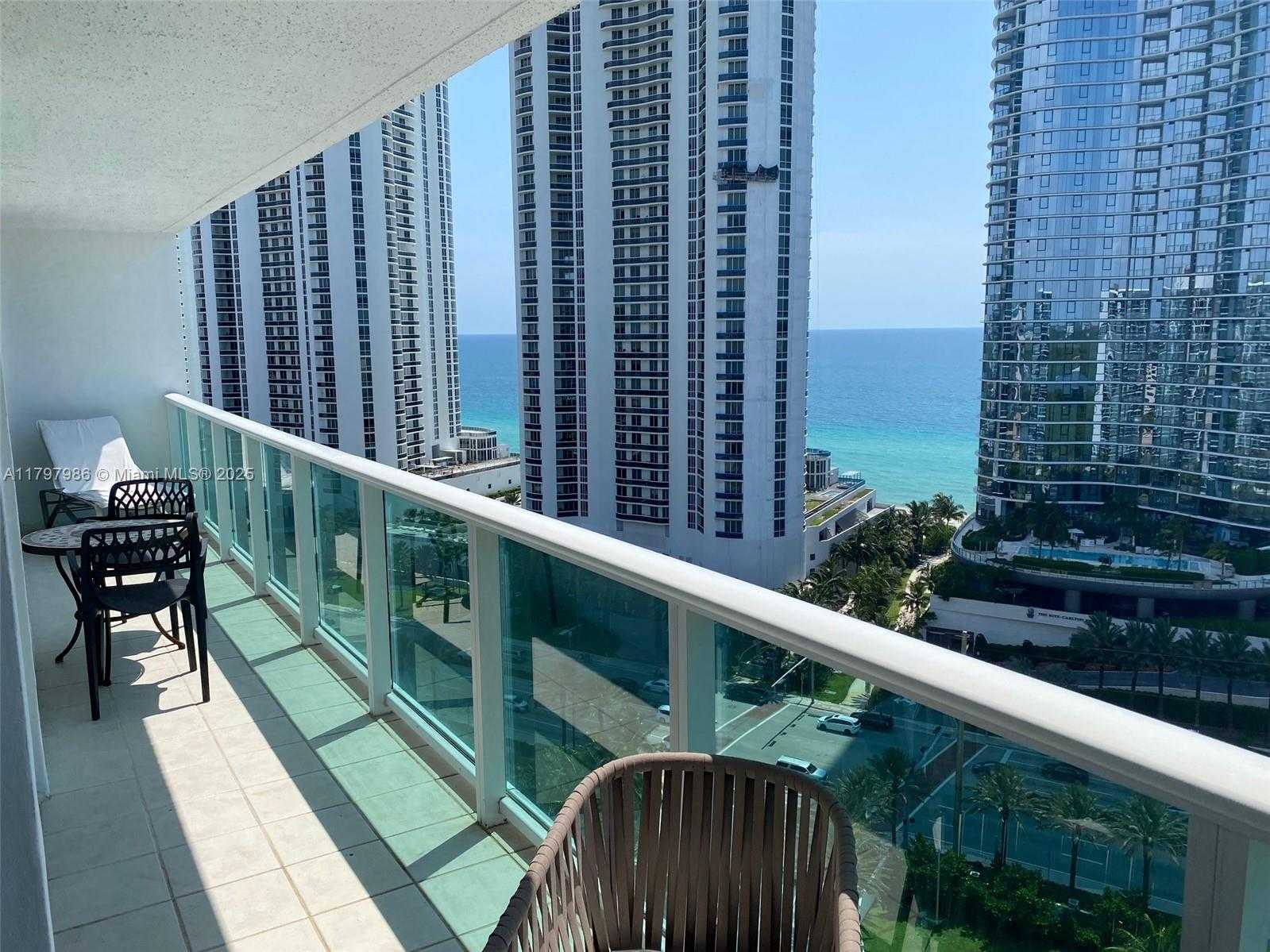 Small Image of 100 BAYVIEW DR #1908, Sunny Isles Beach Number 27