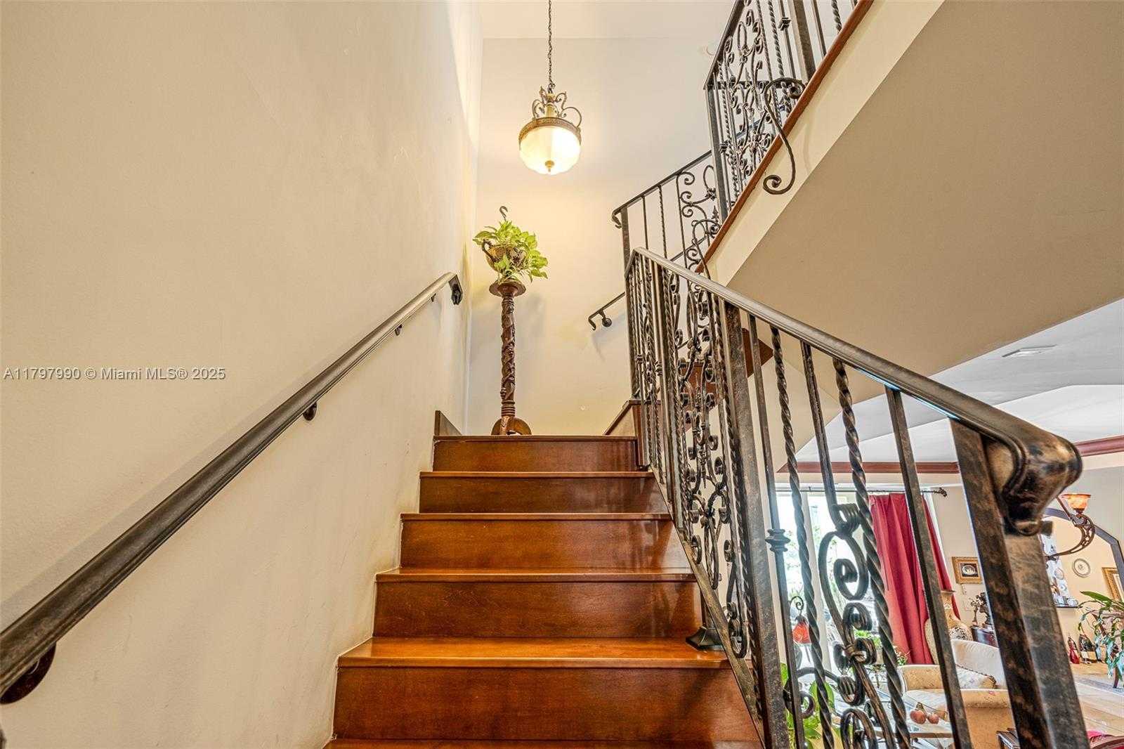 Small Image of 3340 NORTH EAST 190TH ST #1808, Aventura Number 26