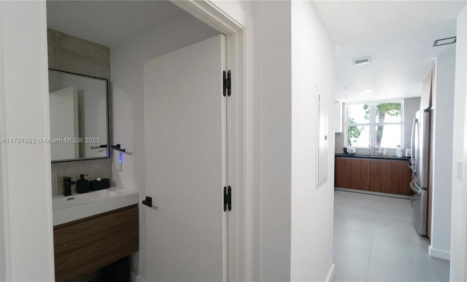 Small Image of 7918 HARBOR ISLAND DR #112, North Bay Village Number 21