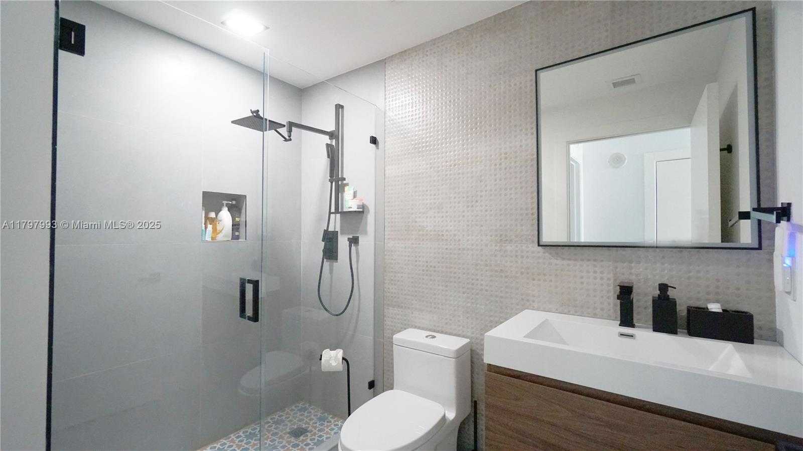 Small Image of 7918 HARBOR ISLAND DR #112, North Bay Village Number 34