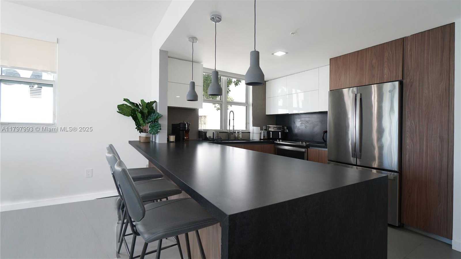 Small Image of 7918 HARBOR ISLAND DR #112, North Bay Village Number 8
