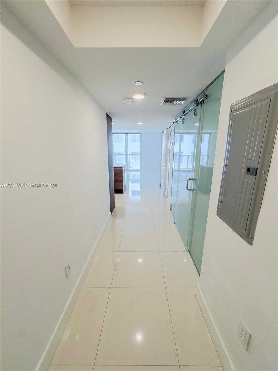 Small Image of 9261 EAST BAY HARBOR DR #405, Bay Harbor Islands Number 18