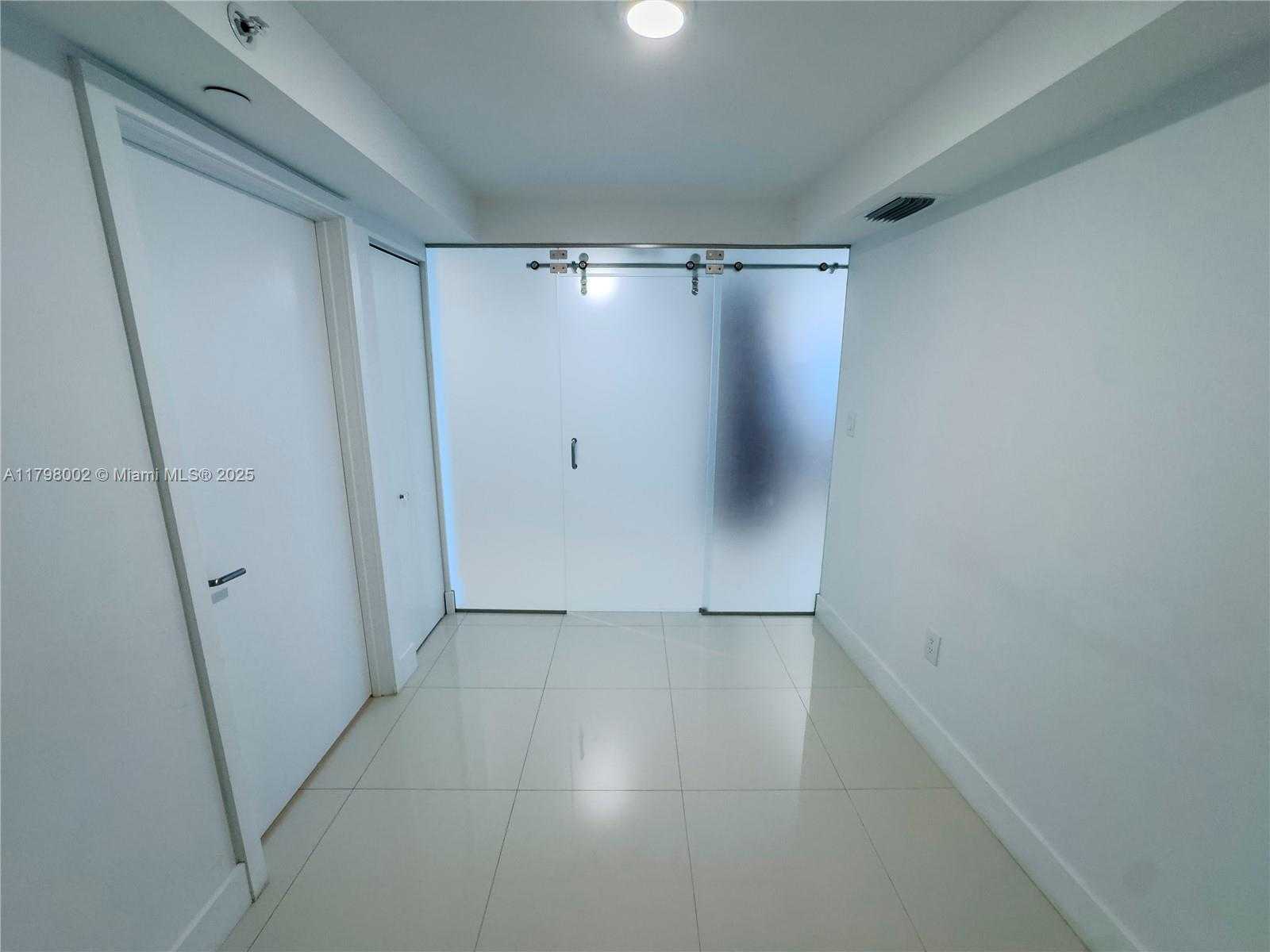 Small Image of 9261 EAST BAY HARBOR DR #405, Bay Harbor Islands Number 21