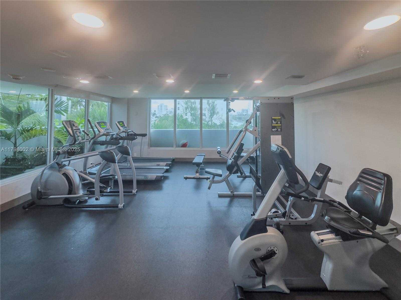 Small Image of 9261 EAST BAY HARBOR DR #405, Bay Harbor Islands Number 6