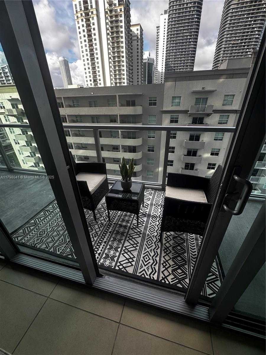 Small Image of 1111 SOUTH WEST 1ST AVE #1621-N, Miami Number 5