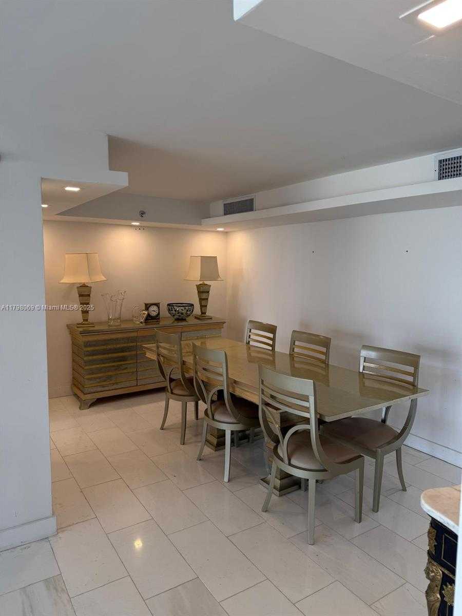 Small Image of 210 #2310, Sunny Isles Beach Number 5