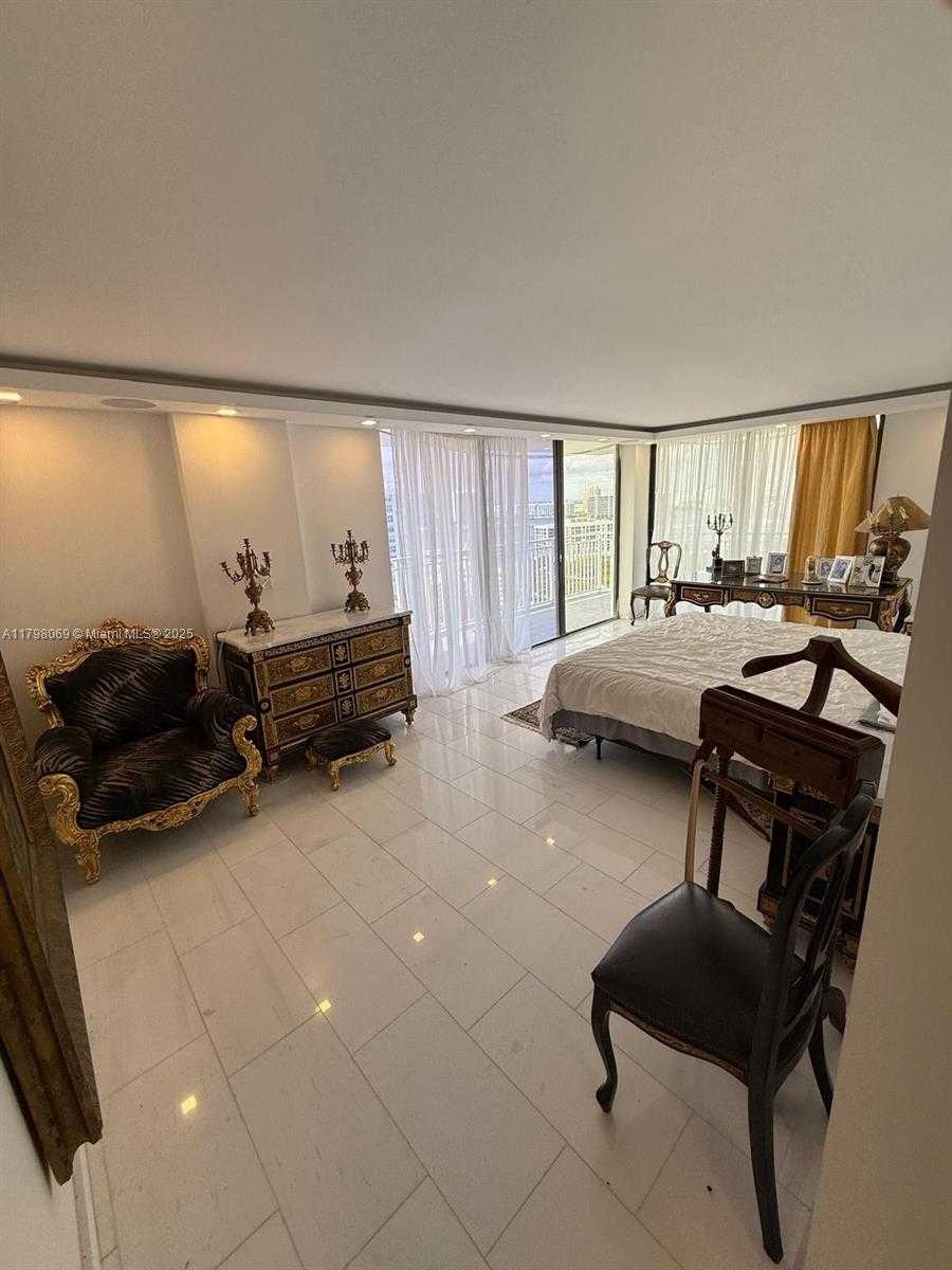 Small Image of 210 #2310, Sunny Isles Beach Number 8