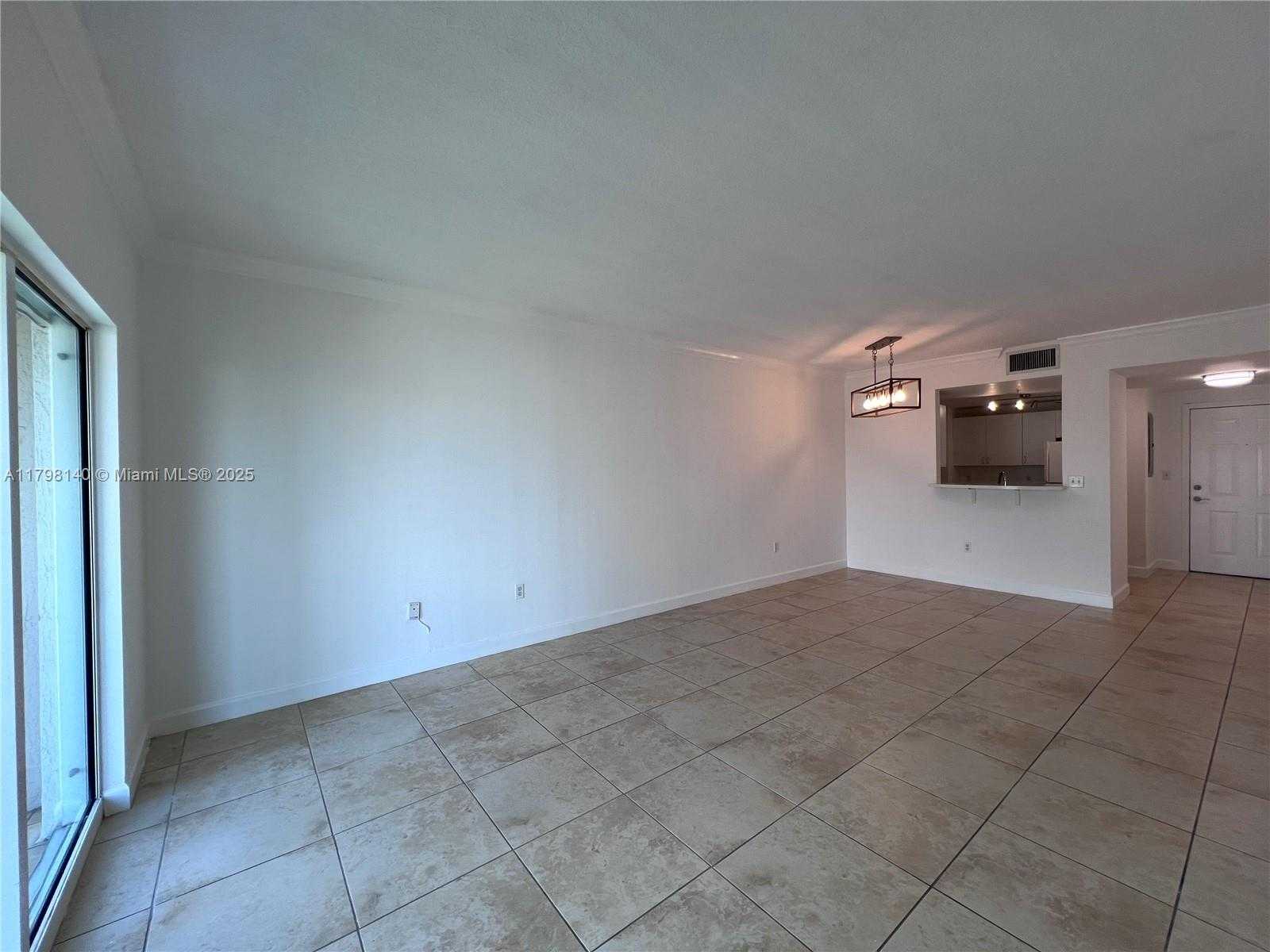 Small Image of 50 MENORES AVE #730, Coral Gables Number 10