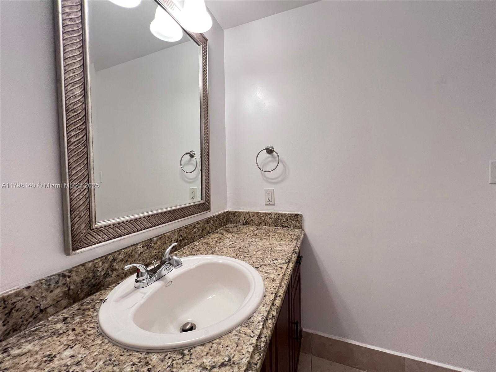 Small Image of 50 MENORES AVE #730, Coral Gables Number 16