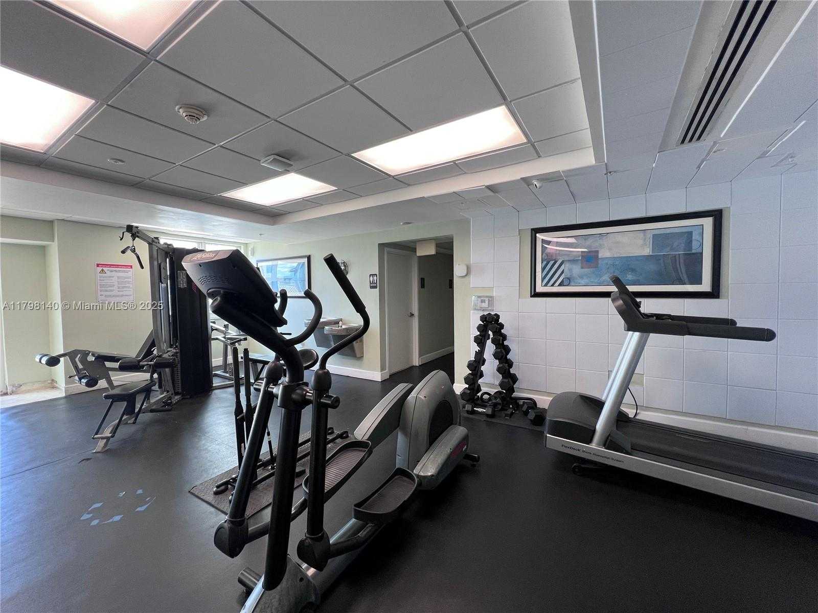 Small Image of 50 MENORES AVE #730, Coral Gables Number 18