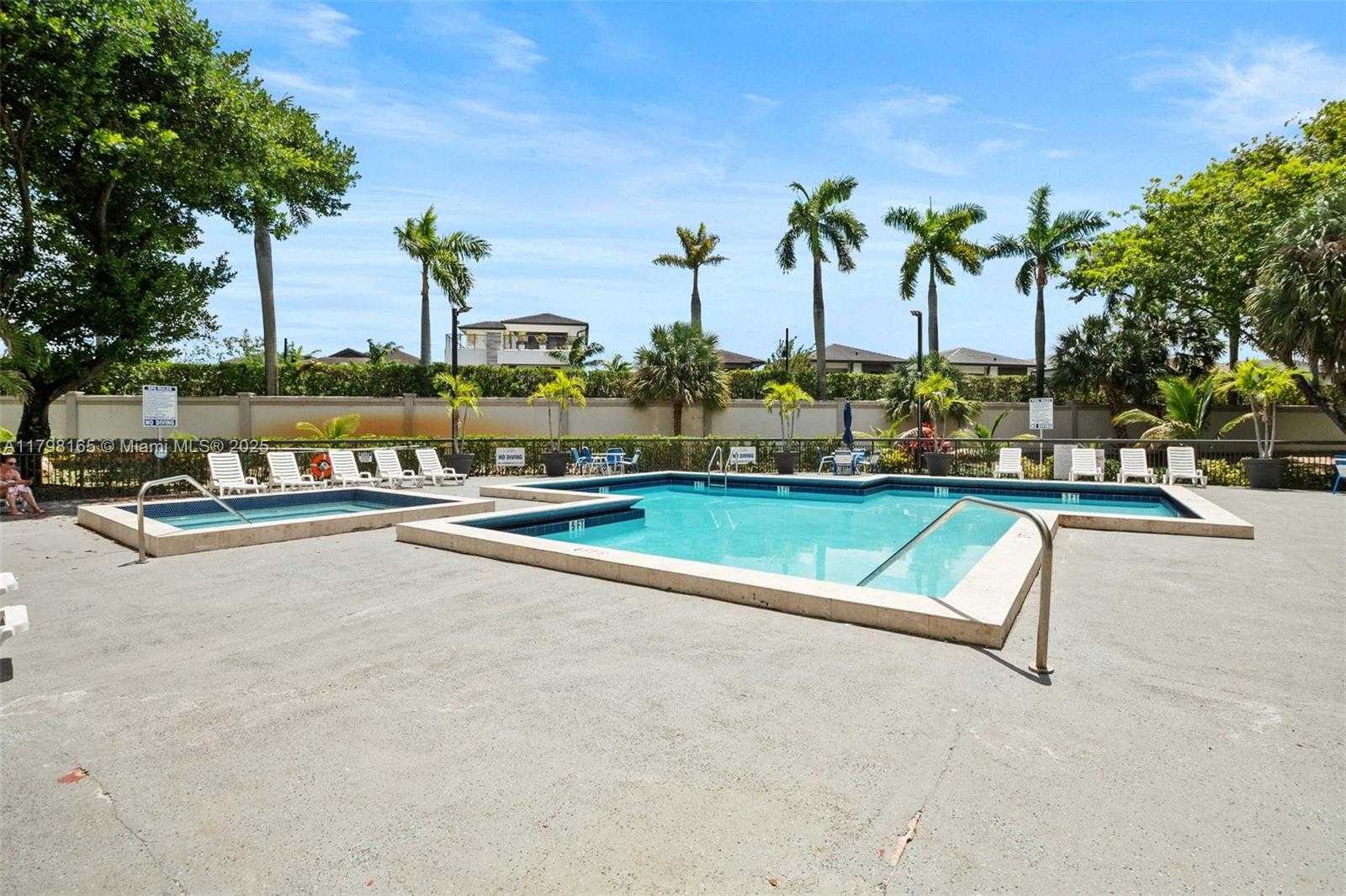 Small Image of 8373 LAKE DR #201, Doral Number 8