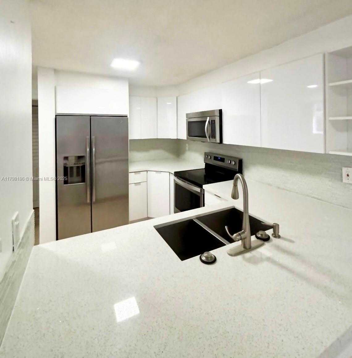 Small Image of 210 SOUTH WEST 11TH ST #410, Miami Number 2