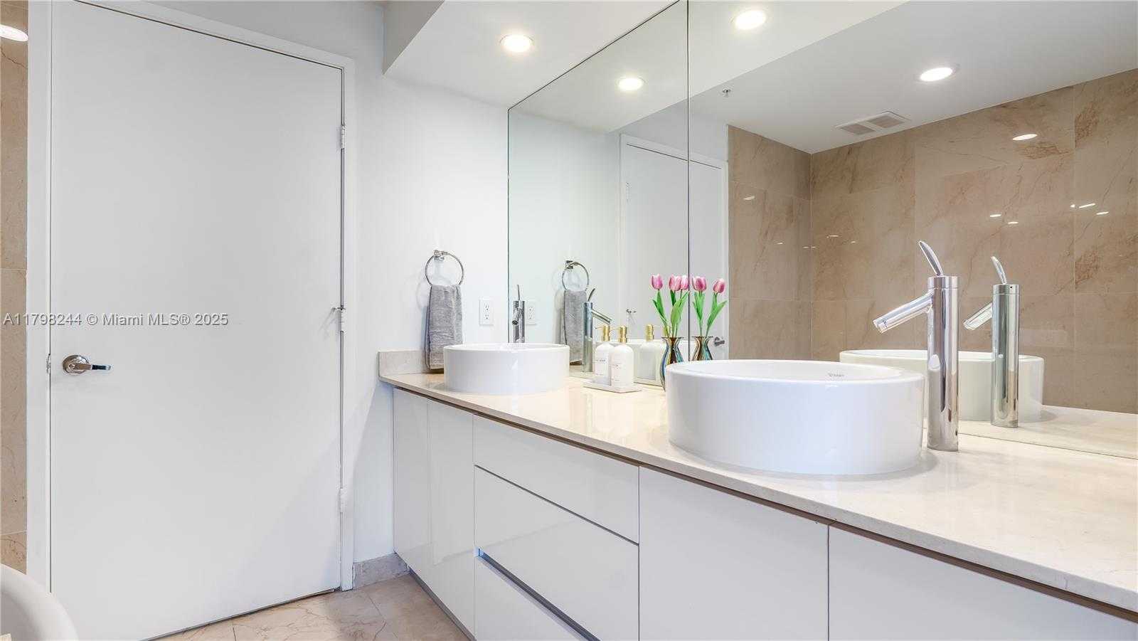 Small Image of 16275 COLLINS AVE #1503, Sunny Isles Beach Number 15