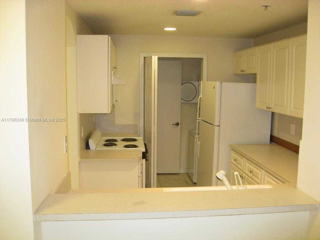 Small Image of 6630 NORTH WEST 114TH #1503, Doral Number 25