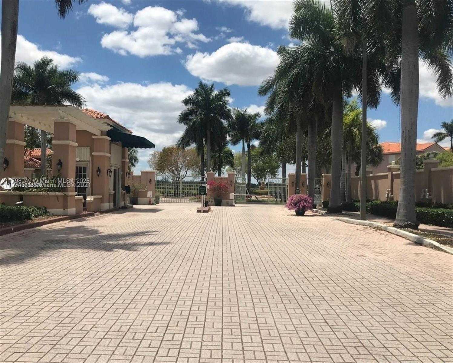 Small Image of 6630 NORTH WEST 114TH #1503, Doral Number 3