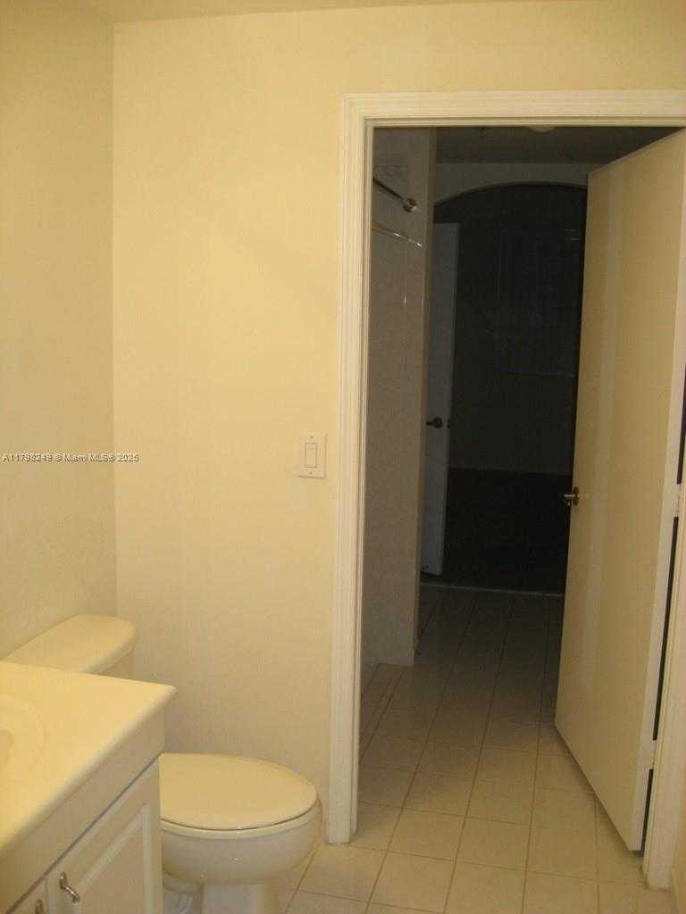 Small Image of 6630 NORTH WEST 114TH #1503, Doral Number 44