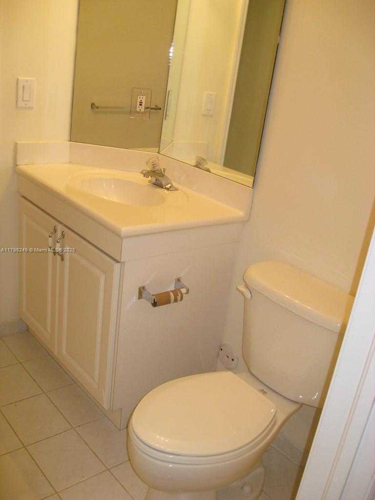 Small Image of 6630 NORTH WEST 114TH #1503, Doral Number 46