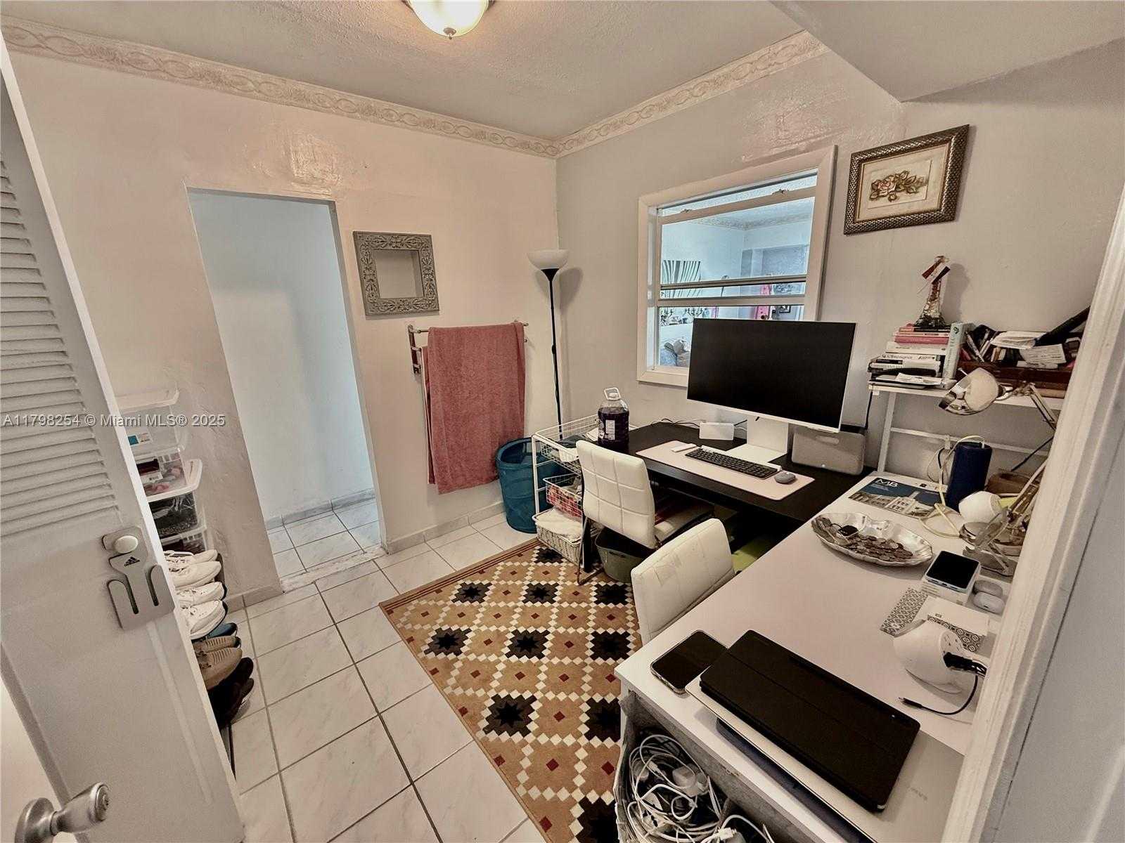 Small Image of 1000 MICHIGAN AVE #502, Miami Beach Number 11