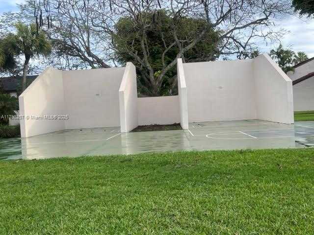 Small Image of 9079 #D, Miami Number 27