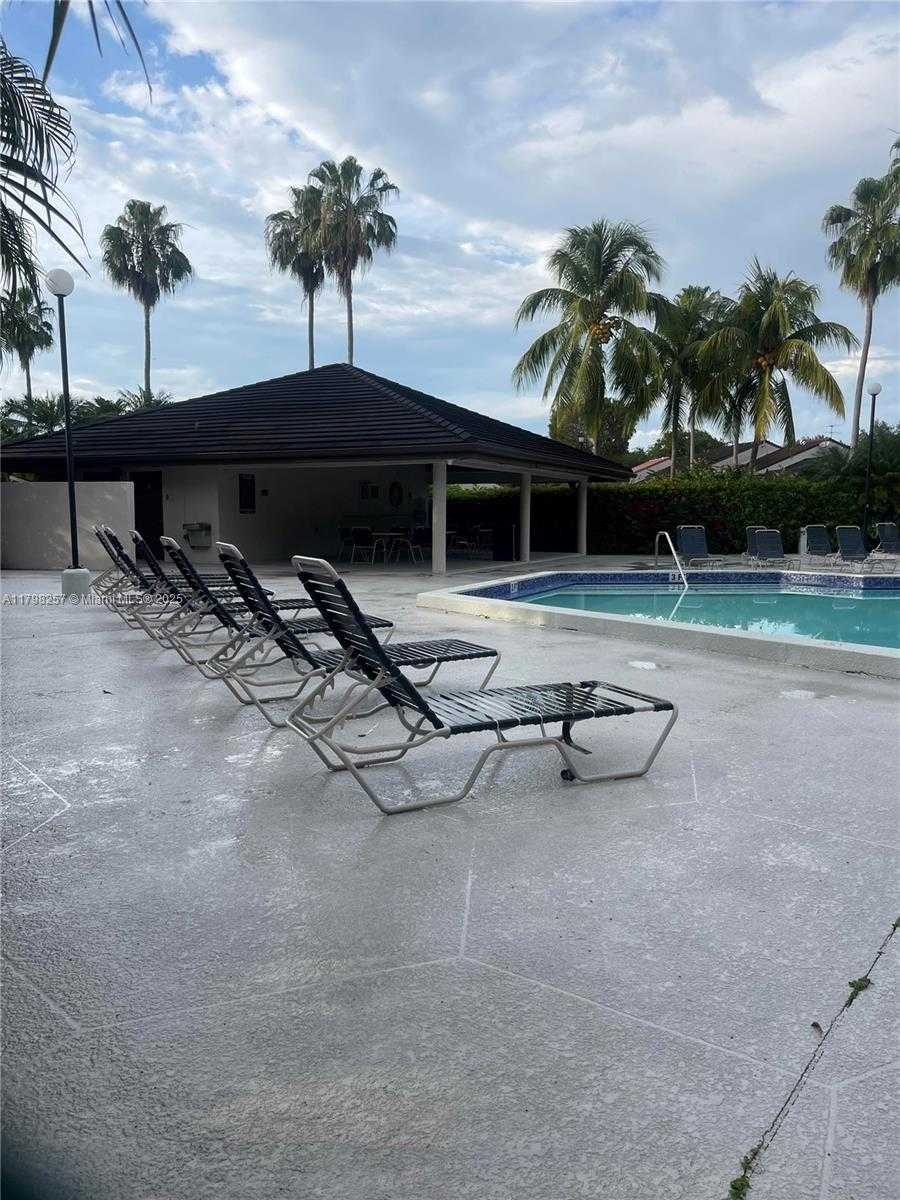 Small Image of 9079 #D, Miami Number 29