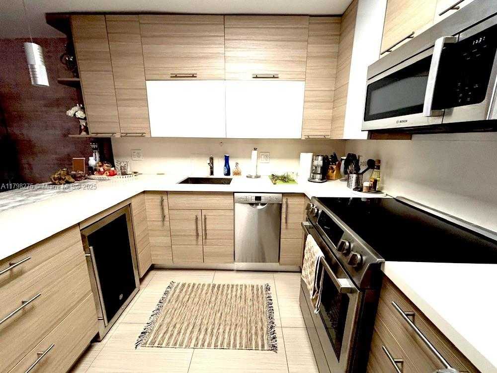 Small Image of 1825 SOUTH OCEAN DR #513, Hallandale Beach Number 22