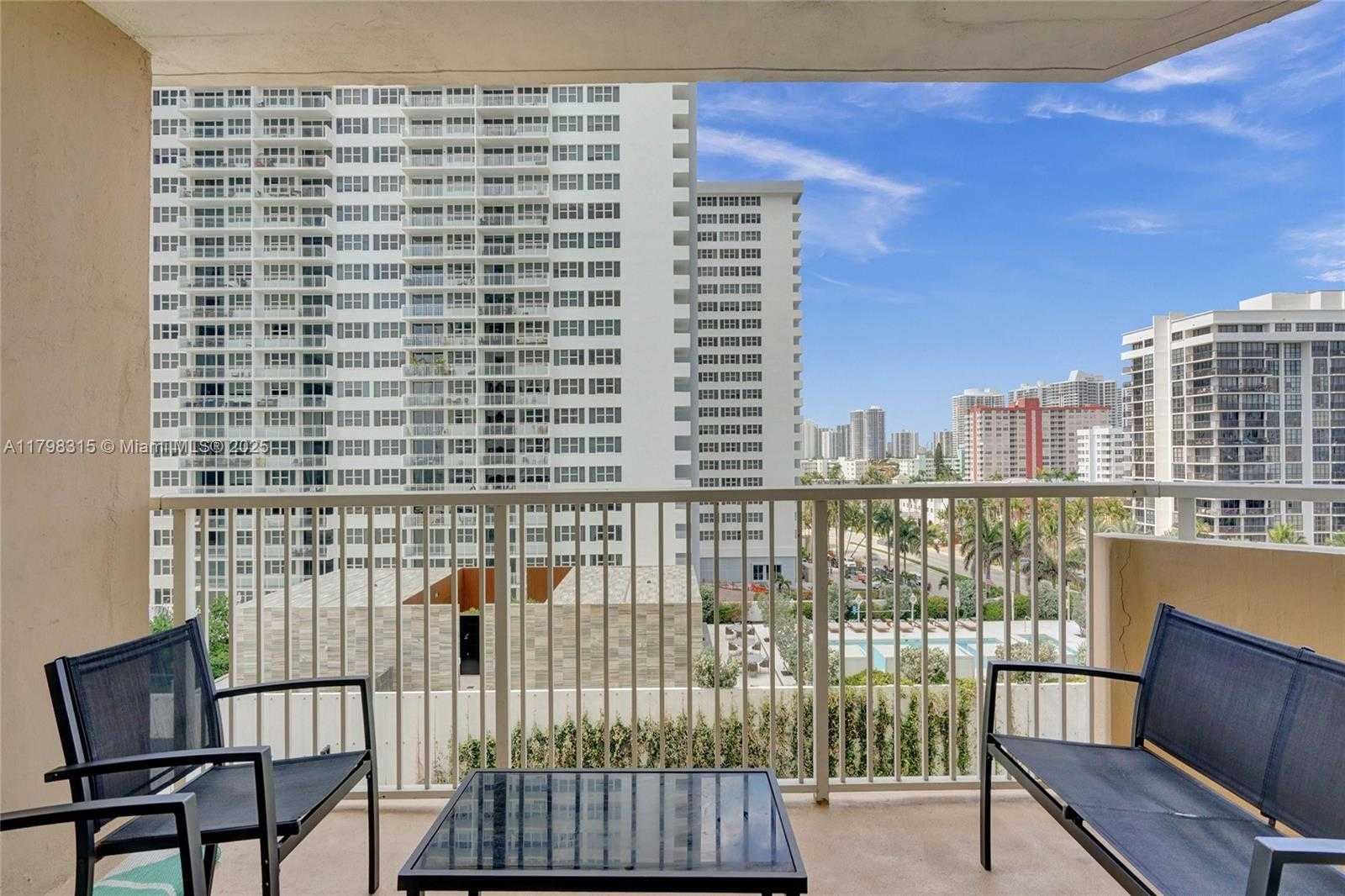 Small Image of 1980 SOUTH OCEAN DR #7J, Hallandale Beach Number 25