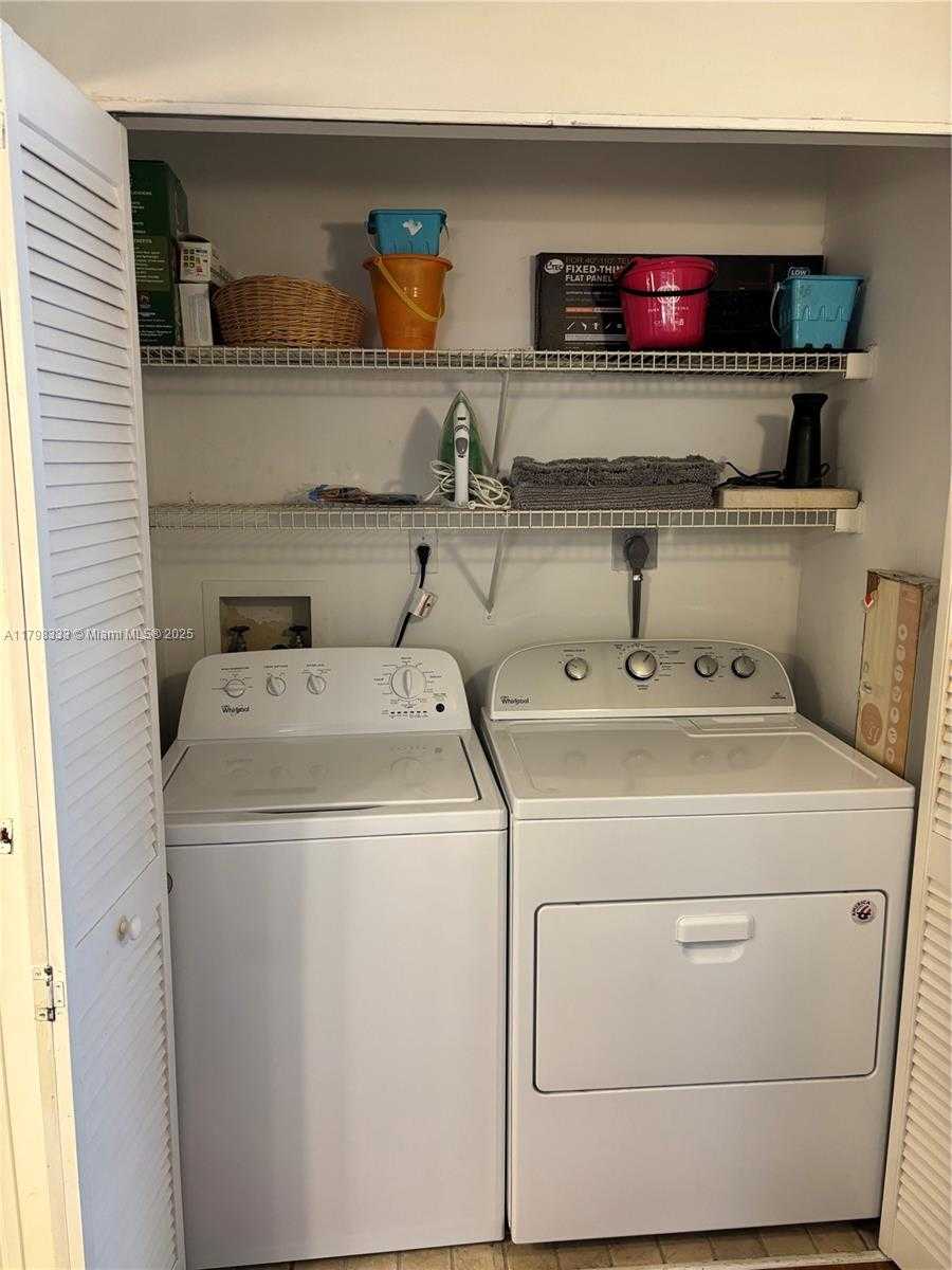 Small Image of 19501 EAST COUNTRY CLUB DR #9506, Aventura Number 21