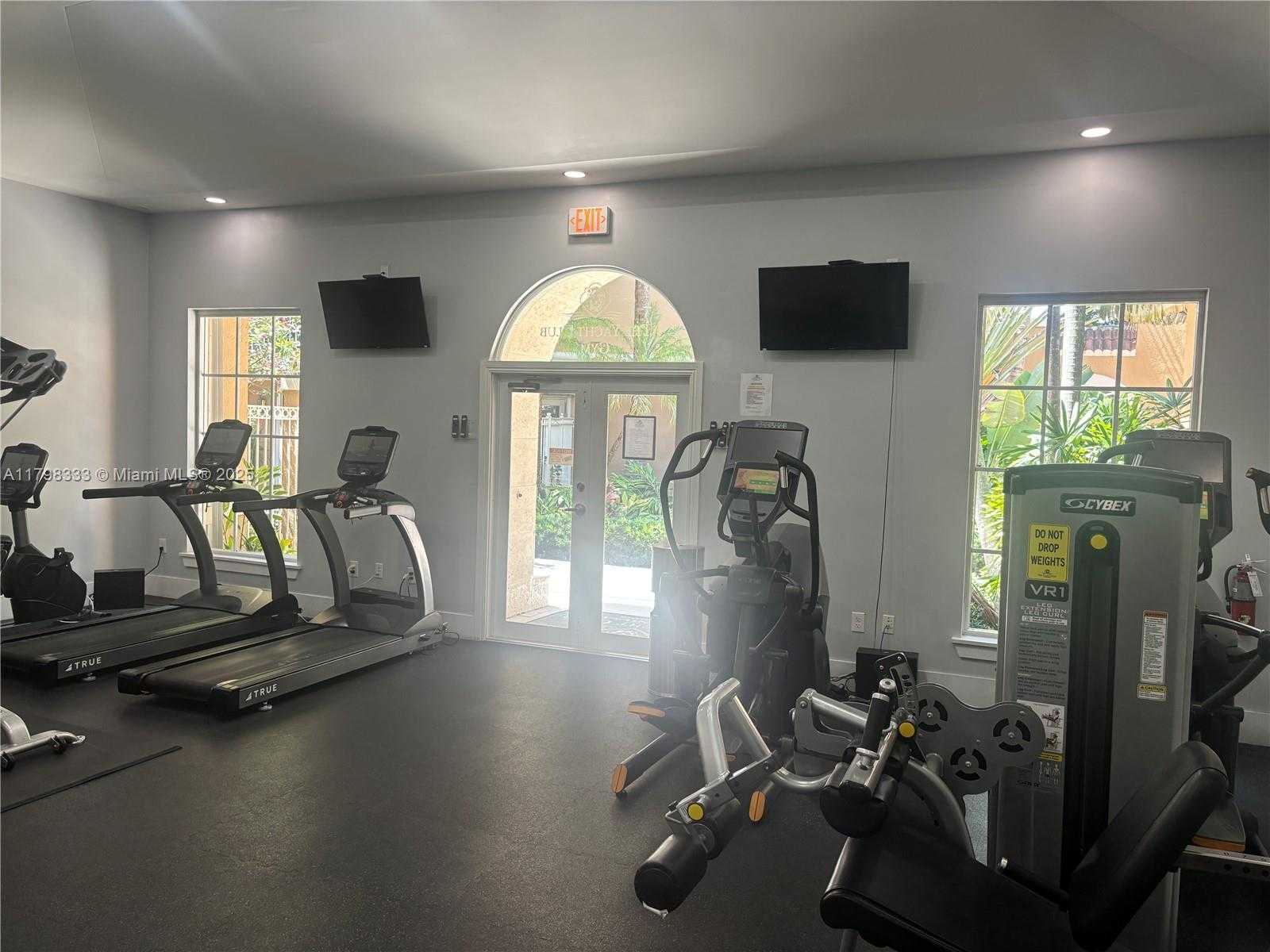 Small Image of 19501 EAST COUNTRY CLUB DR #9506, Aventura Number 32