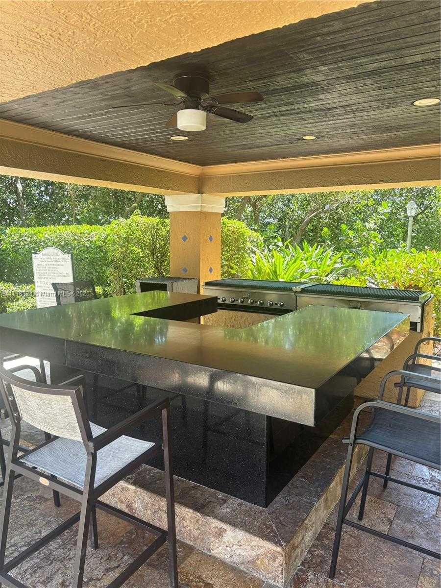 Small Image of 19501 EAST COUNTRY CLUB DR #9506, Aventura Number 34