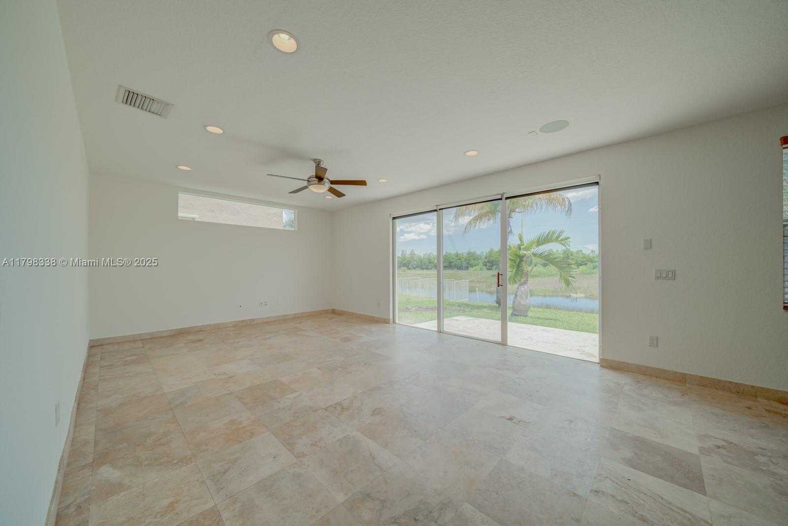 Small Image of 5035 SOUTH WEST 155TH AVE, Miramar Number 11