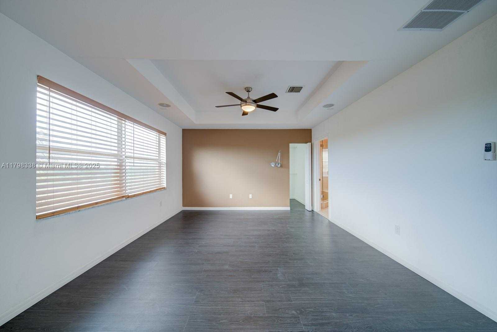Small Image of 5035 SOUTH WEST 155TH AVE, Miramar Number 16
