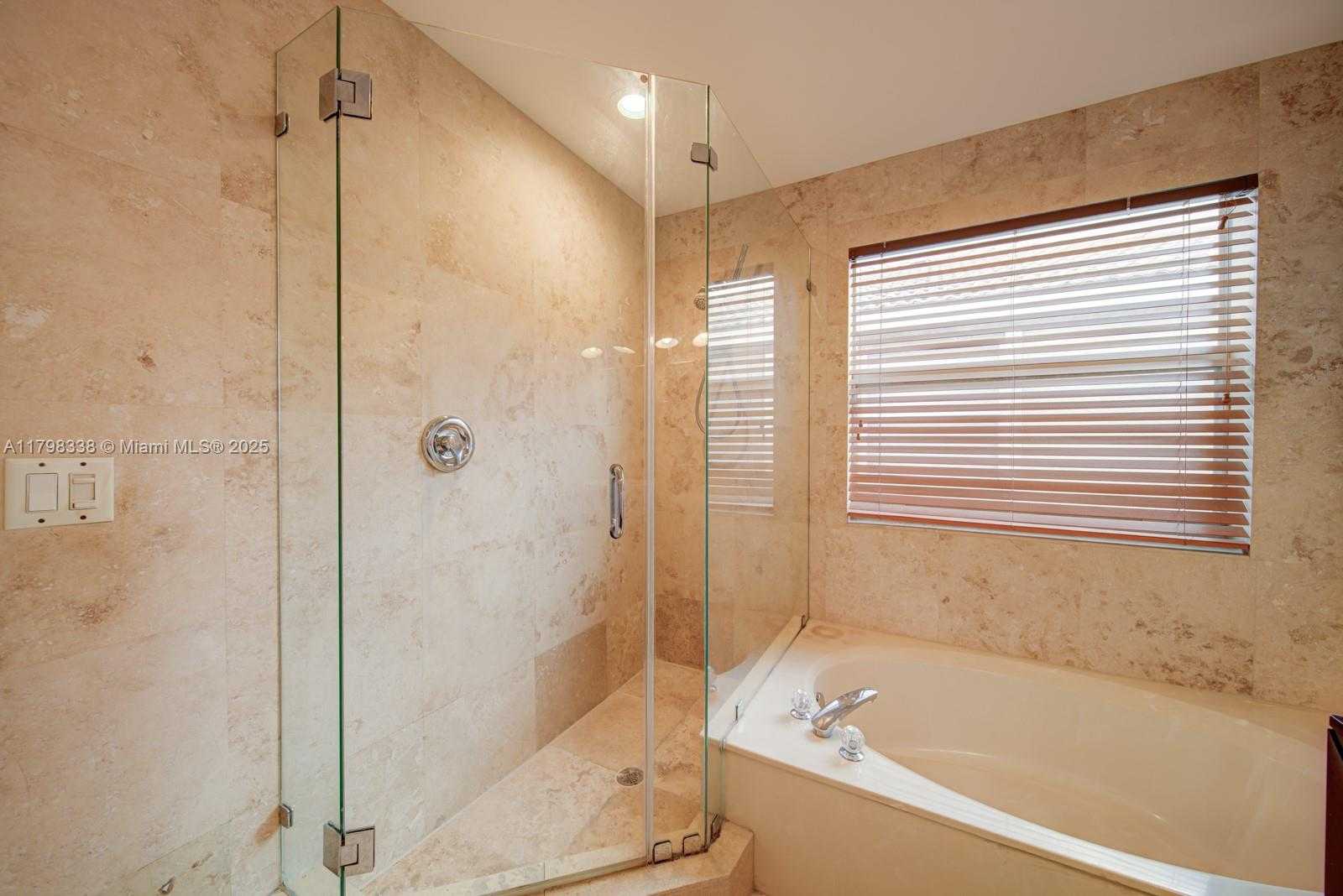 Small Image of 5035 SOUTH WEST 155TH AVE, Miramar Number 19
