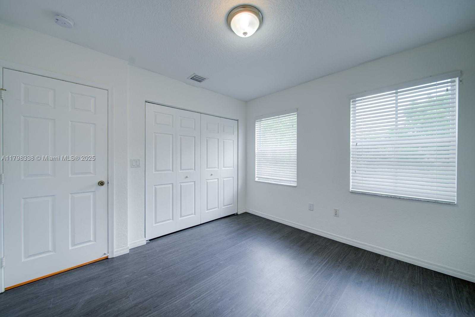 Small Image of 5035 SOUTH WEST 155TH AVE, Miramar Number 23